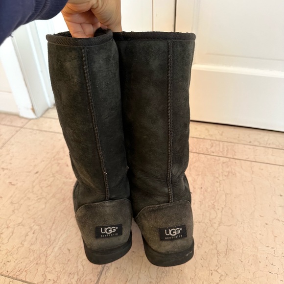 UGG Australia Black Tall Shearling Boots - Picture 13 of 16